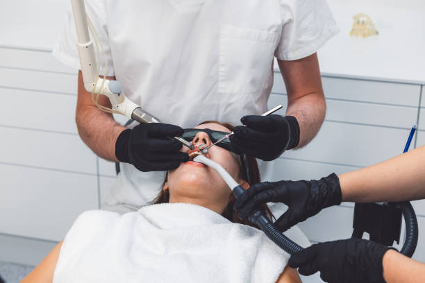 Best Weekend Emergency Dentist in Mccom, OH